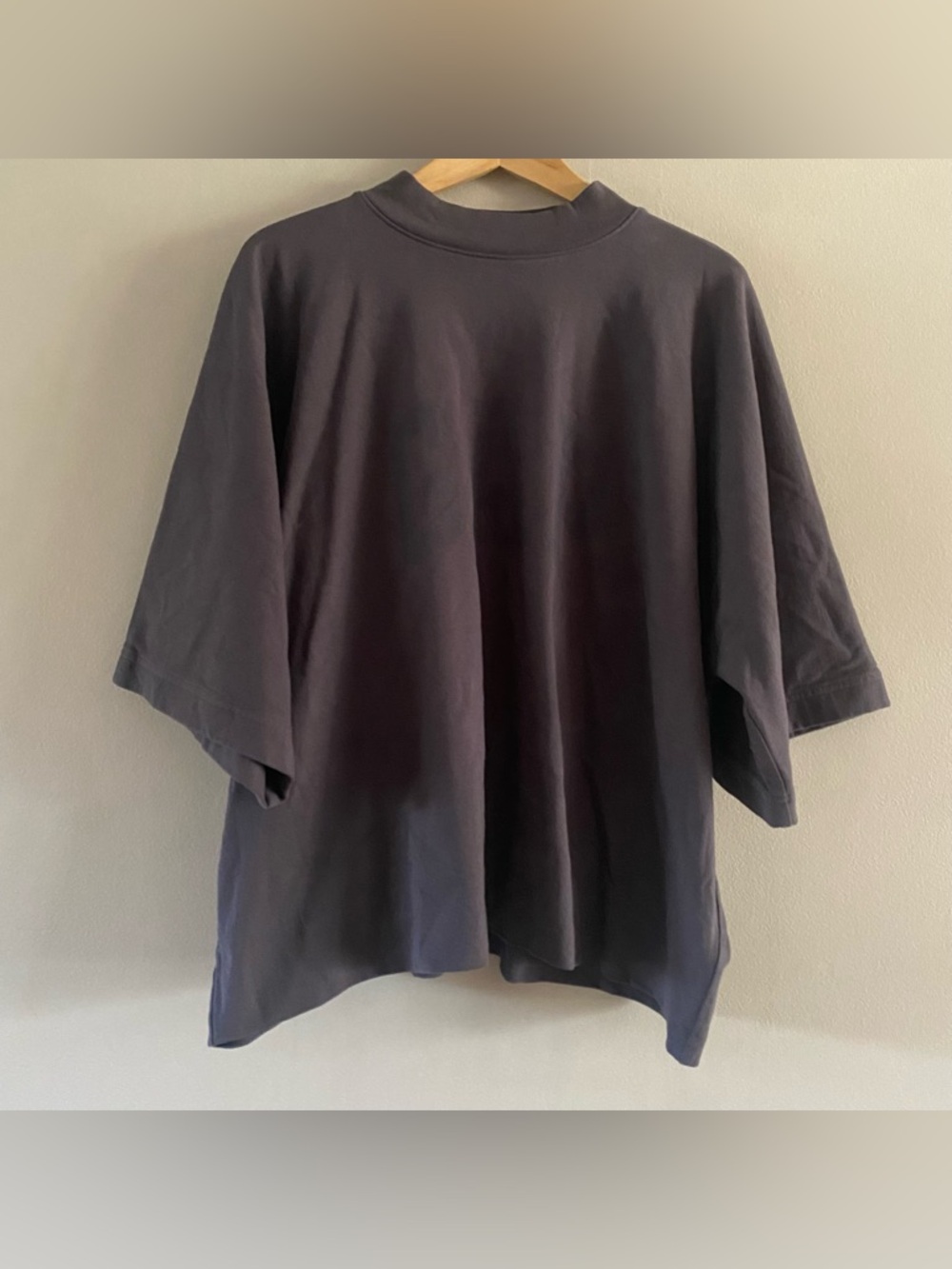 Yeezy Gap Engineered by Balenciaga Men’s Taupe Cropped Dove No Seam Tee MEDIUM